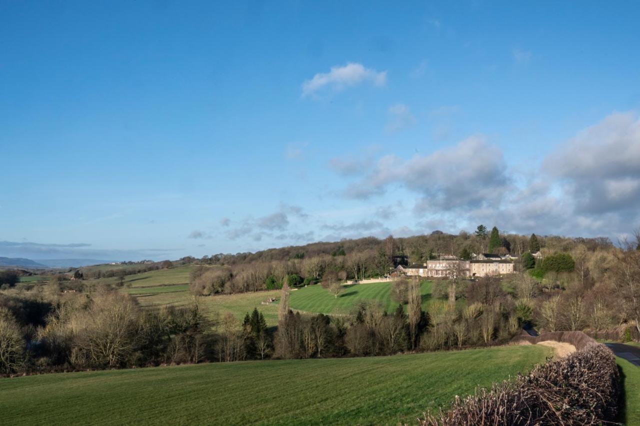 Wood Hall Hotel & Spa - 3