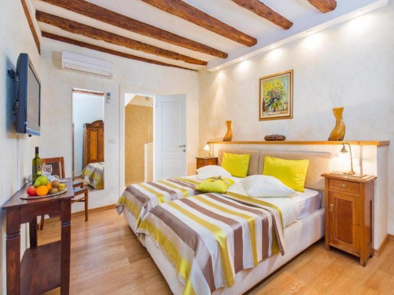 Heritage Hotel Villa Valdibora - 2