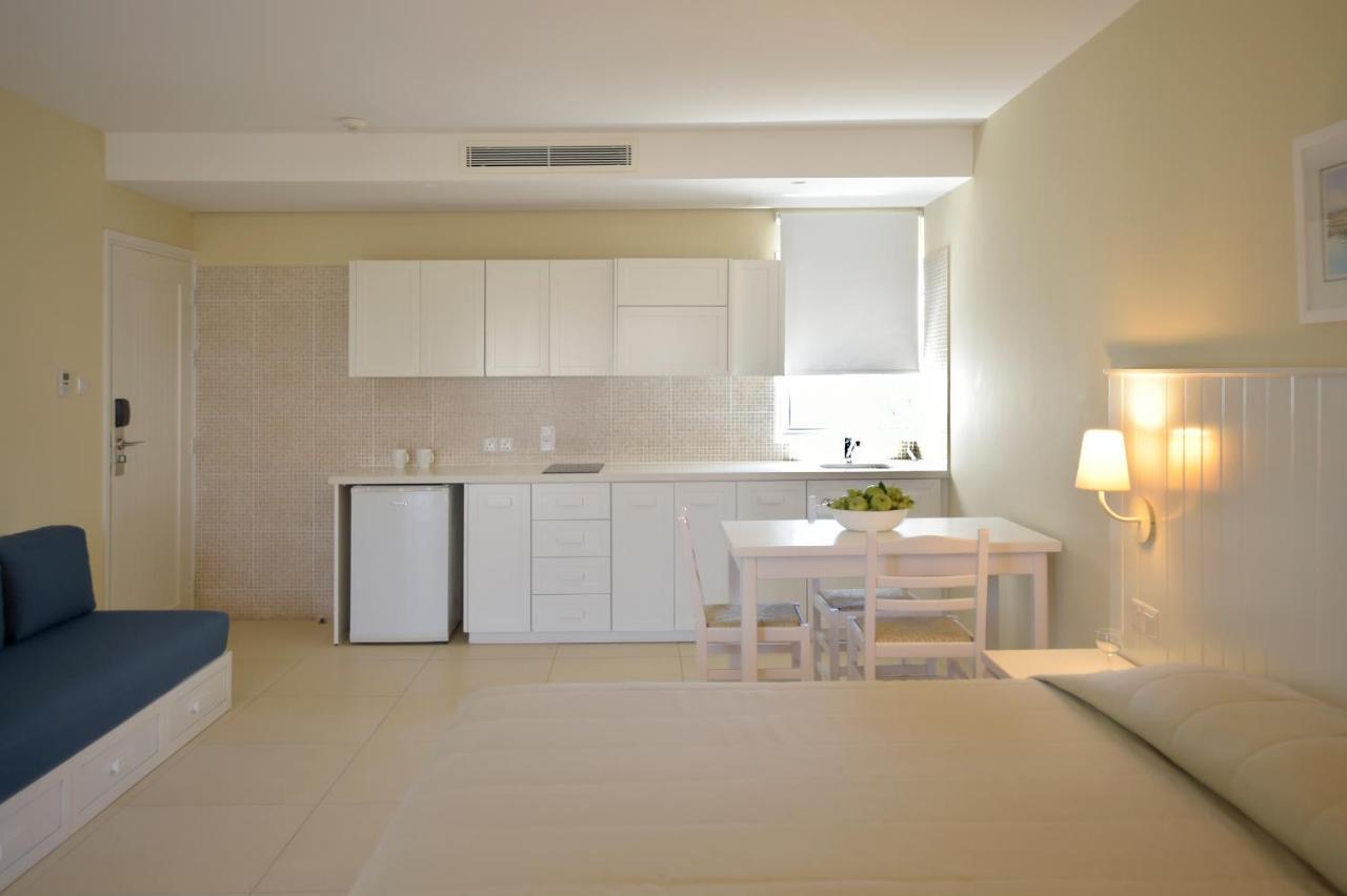 Sunrise Gardens Aparthotel photo 3