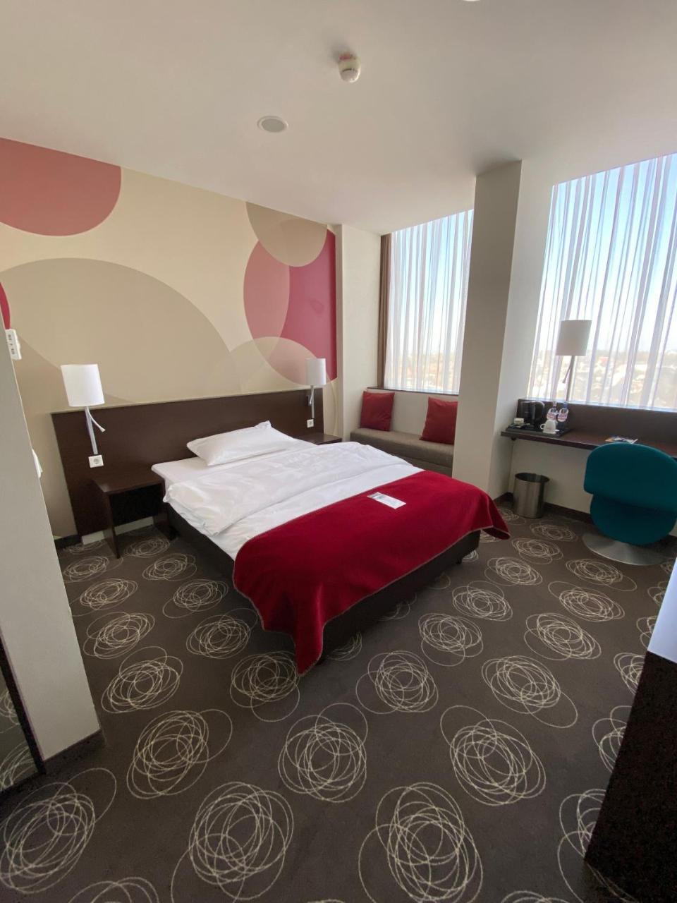 Webers Hotel im Ruhrturm Essen by Accor photo 2