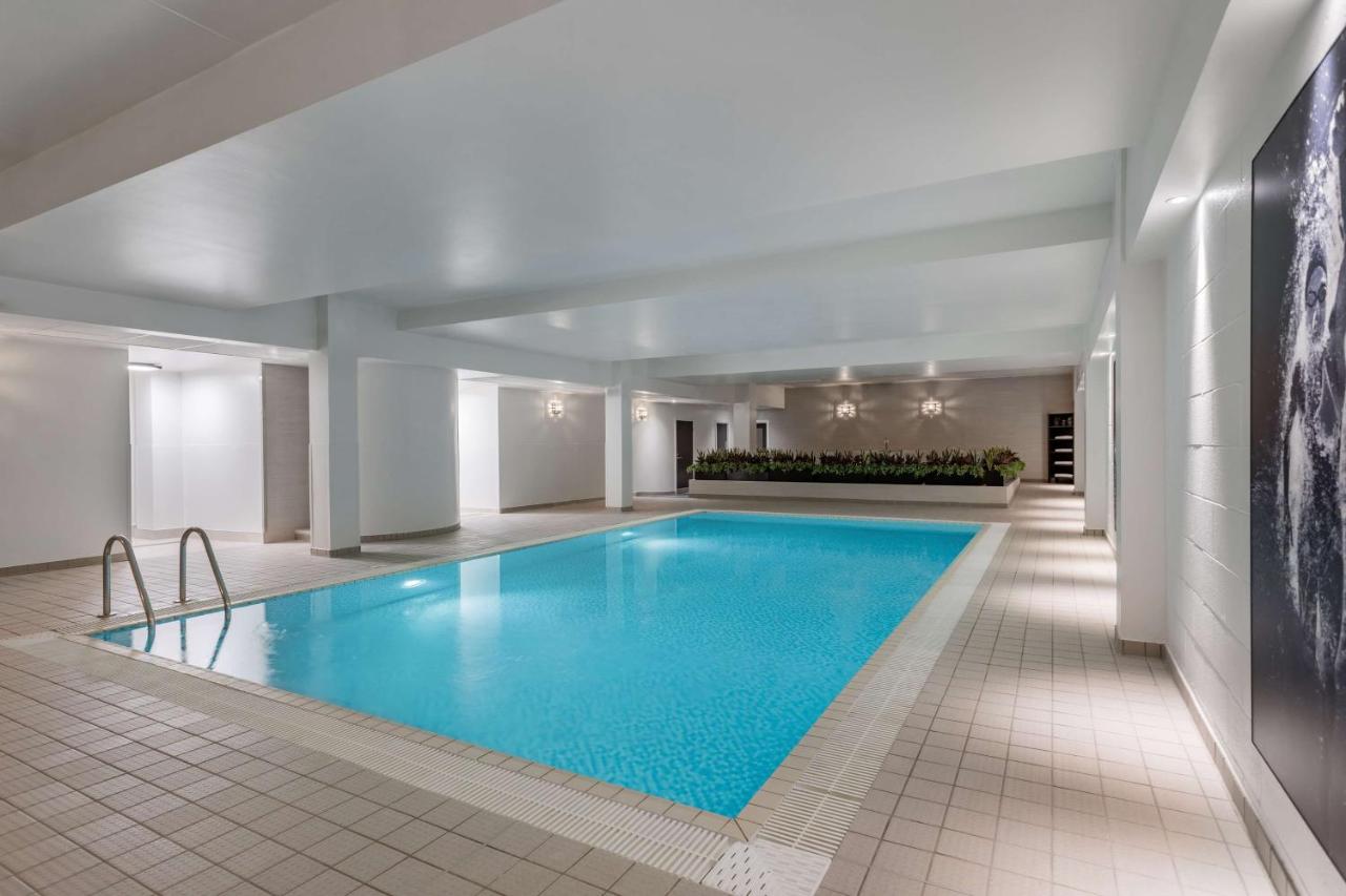 Radisson Blu Hotel London Stansted Airport - 3