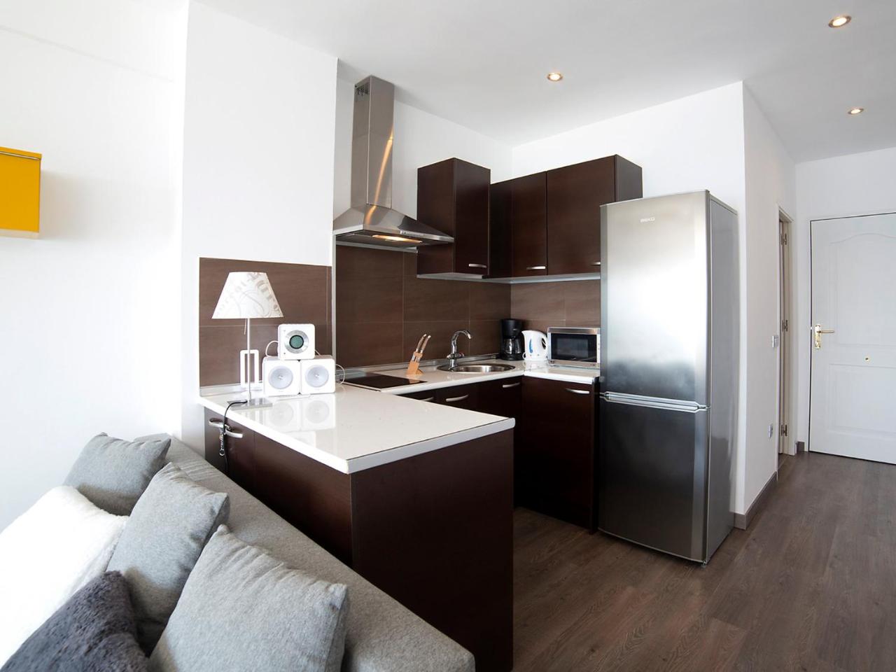 Photo - Studio Arenal 03 by Interhome