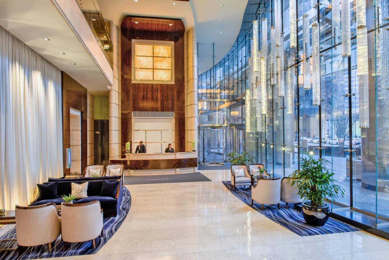 Trump International Hotel & Tower Chicago - 3