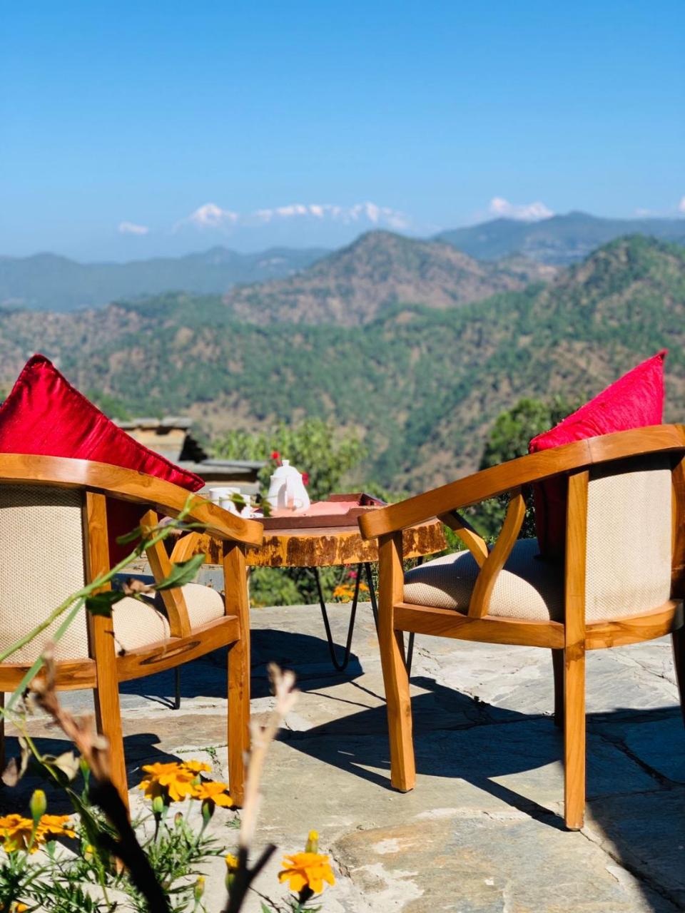 Itmenaan Estate, Binsar Himalayas photo 2