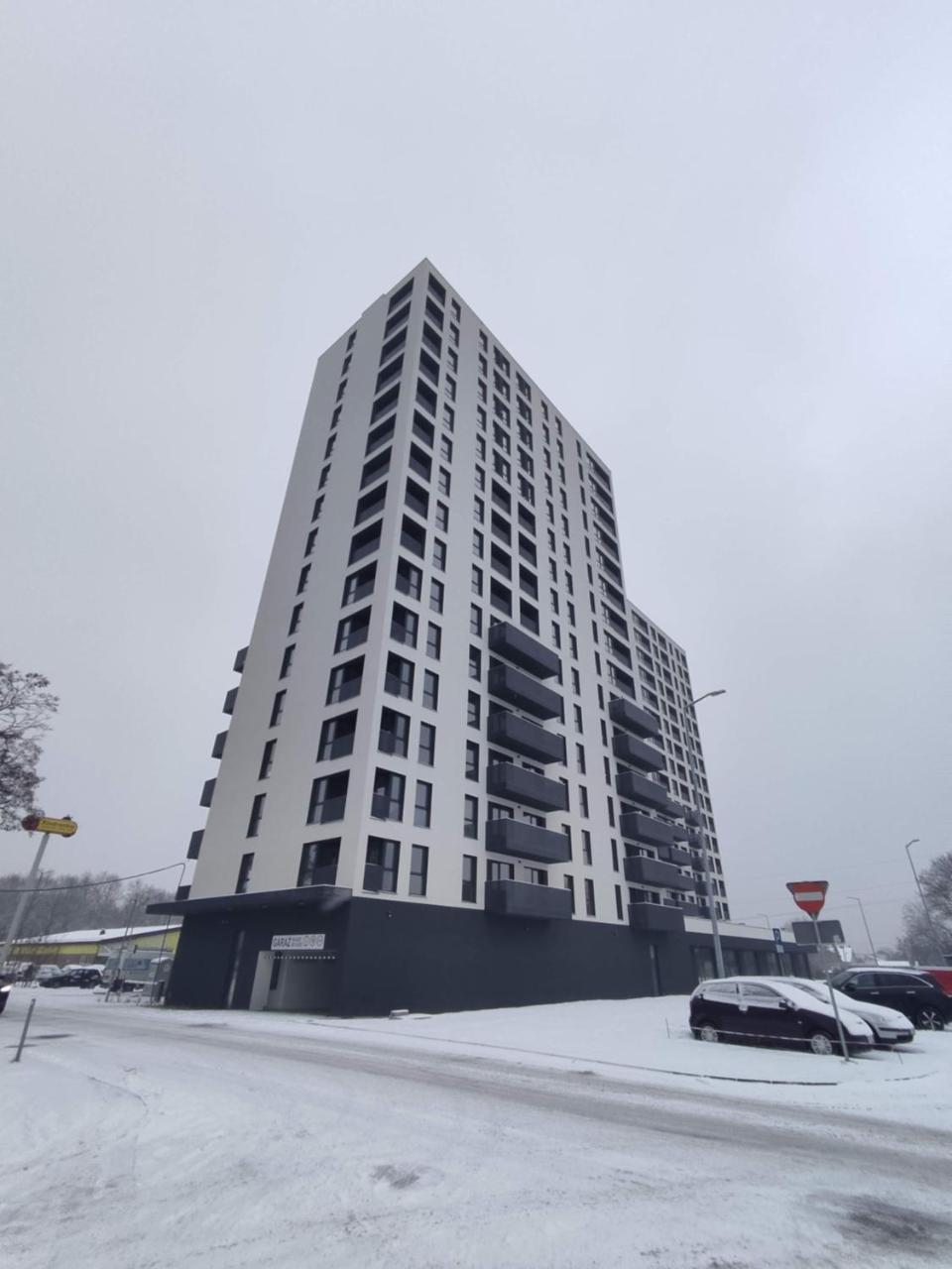 1130 Wojciechowskiego 6A - Tanie Pokoje w Apartamencie - samodzielne zameldowanie photo 2