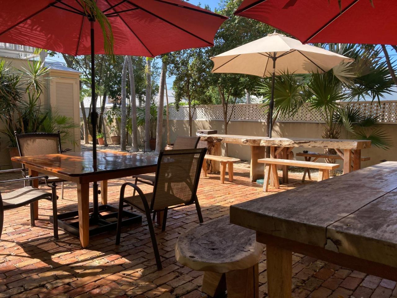Authors Key West Guesthouse - 3