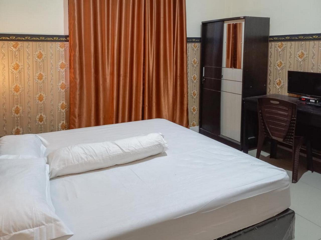 Homestay Singgasana Mitra RedDoorz photo 3