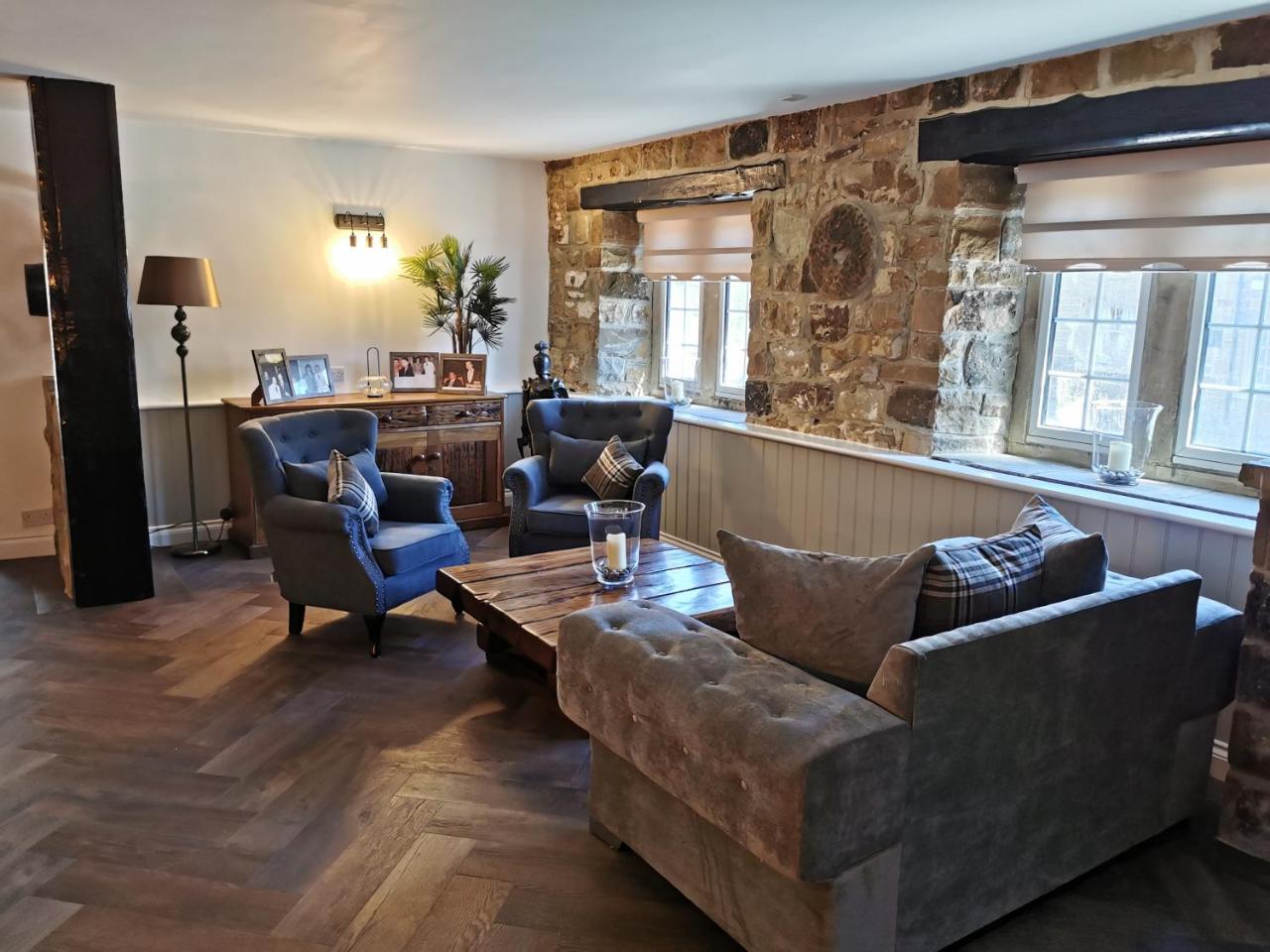 Santo's Higham Farm Hotel - 5