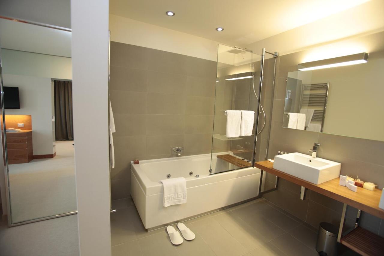 Photo - Cosmopolitan Hotel