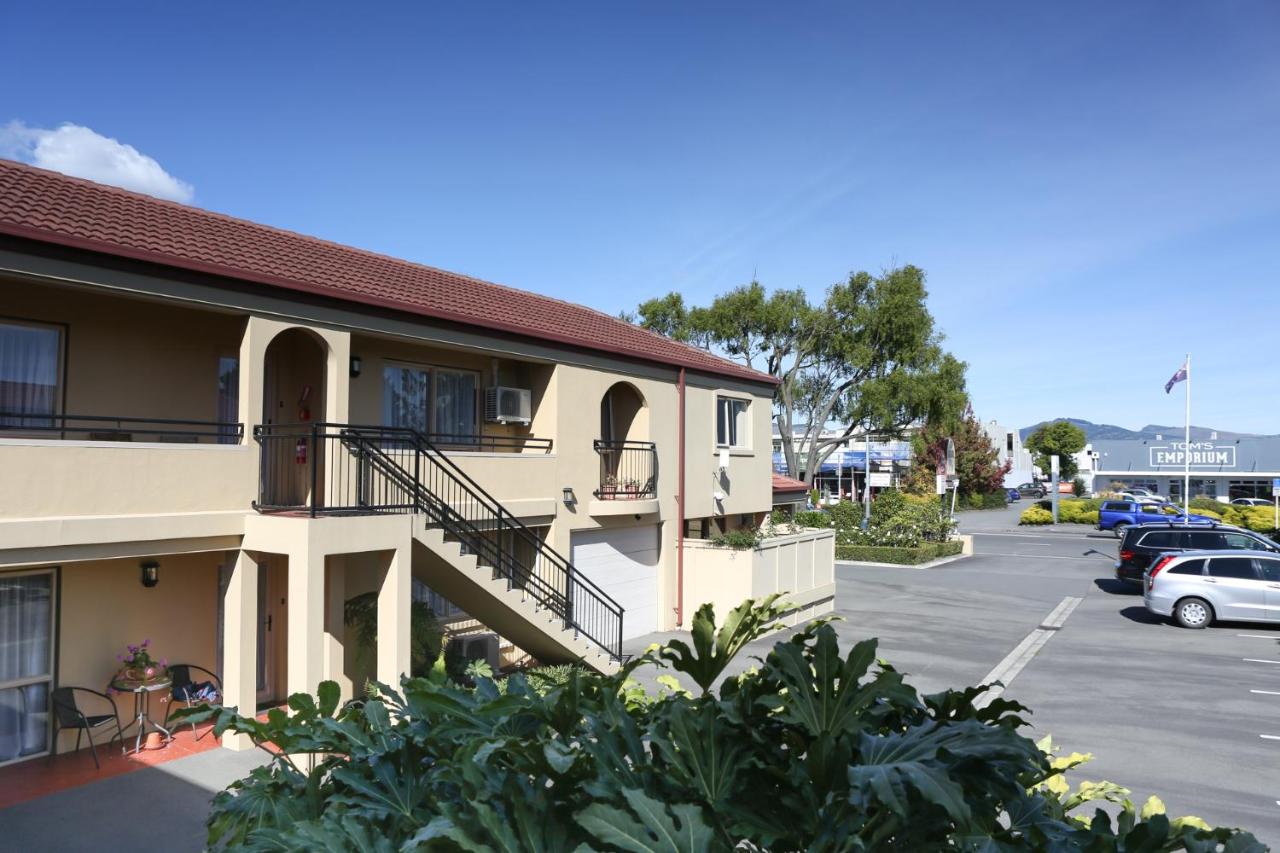 Lorenzo Motor Lodge photo 2