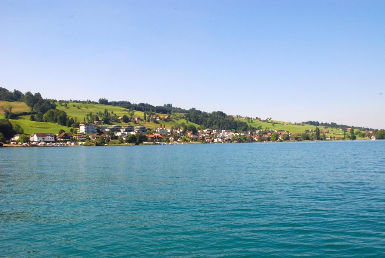 Swiss-Chalet Merlischachen - Romantik Schloss-Hotel am See - 4