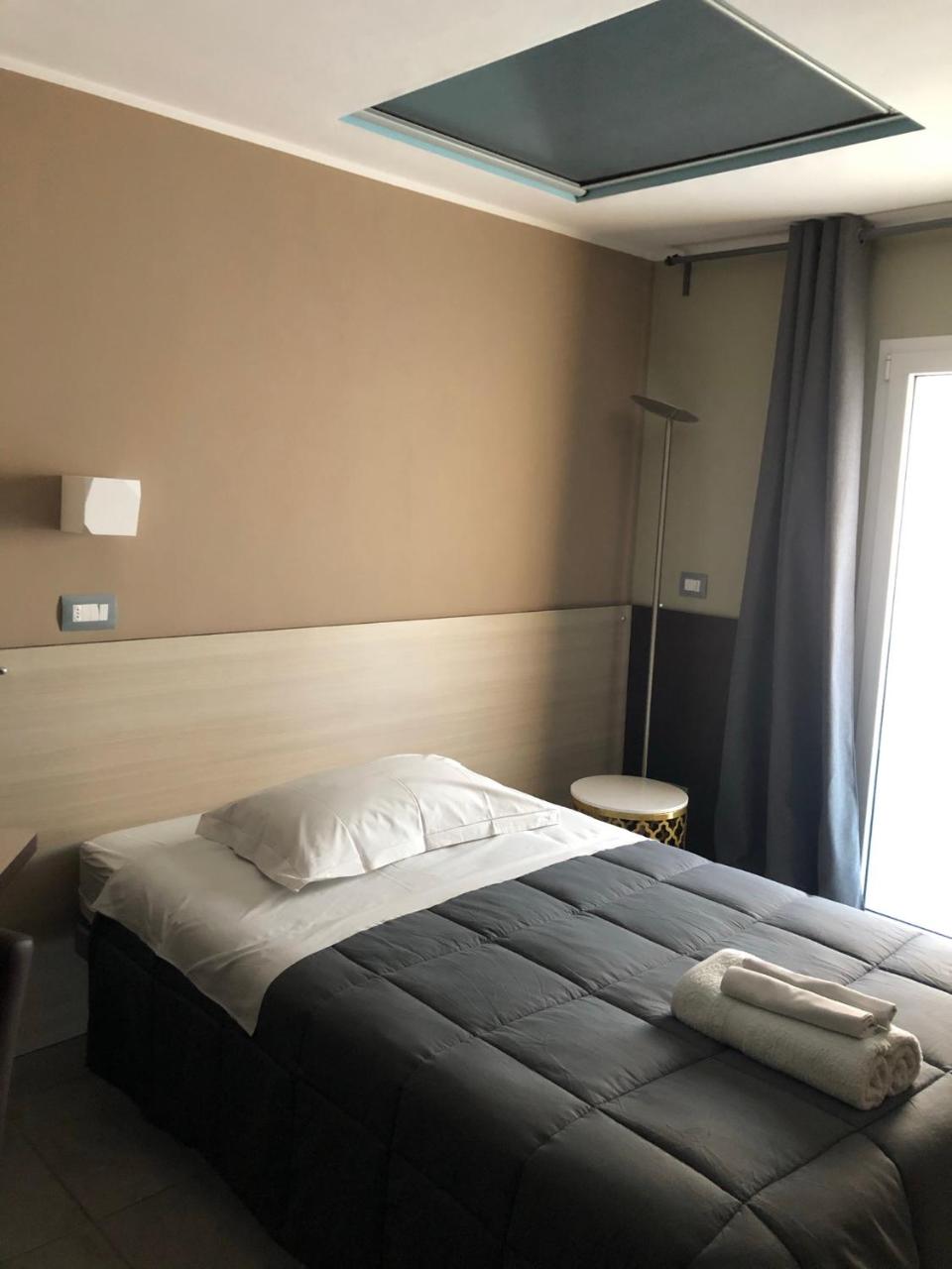 Villa Camilla Milano Easy Rooms Metro 4 photo 3