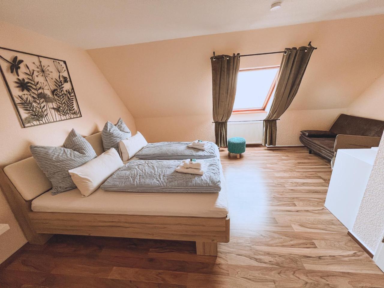 Landhotel "Schwarzach am Main" photo 4