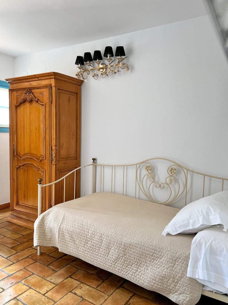 Hostal Servilia photo 2