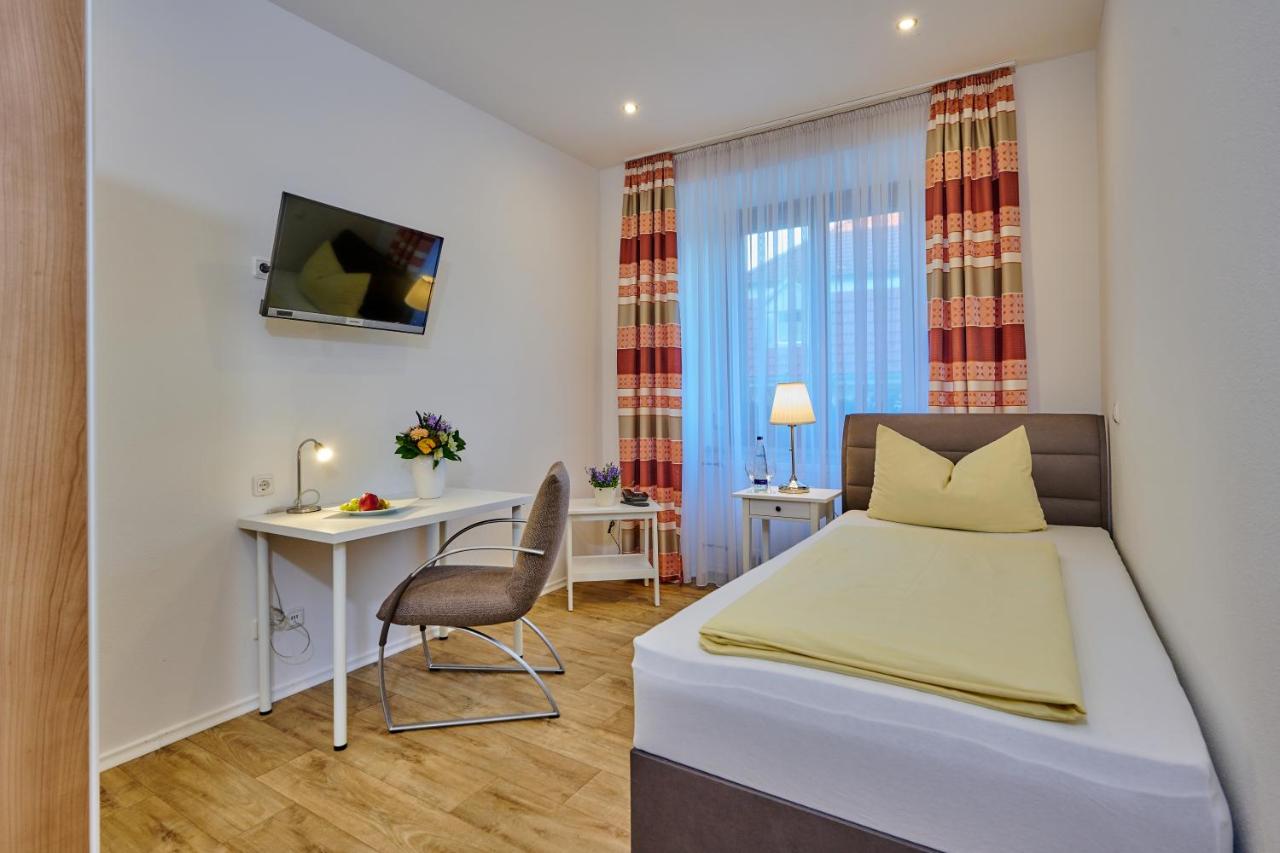 Hotel Restaurant Zum Goldenen Anker mit Hallenbad & Wellnessbereich photo 4
