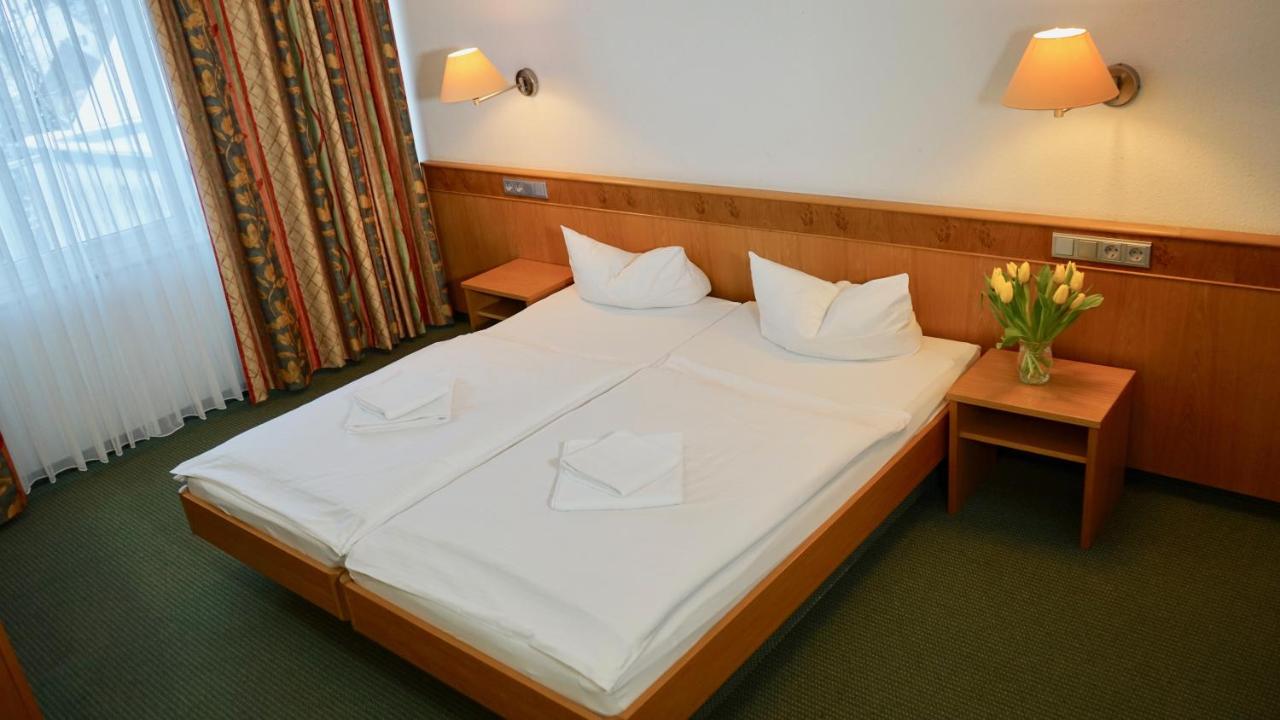 Landhotel Günzburg photo 3