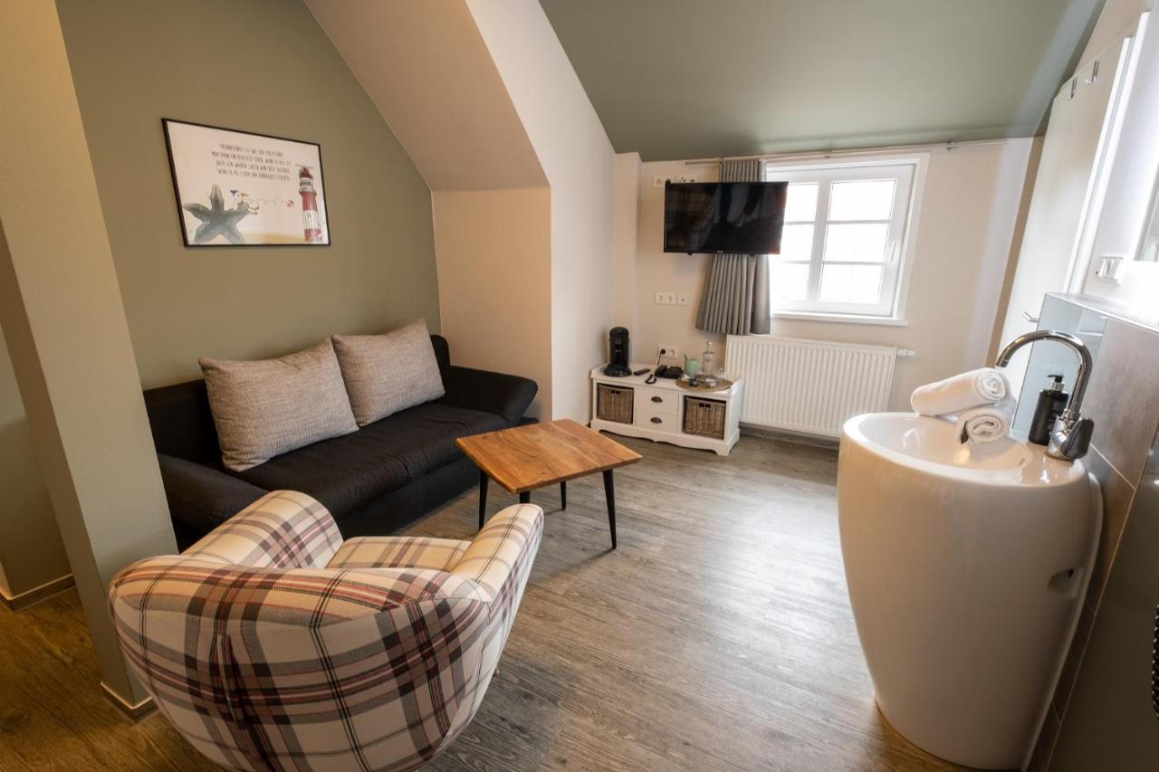 Stadthotel Jever photo 2