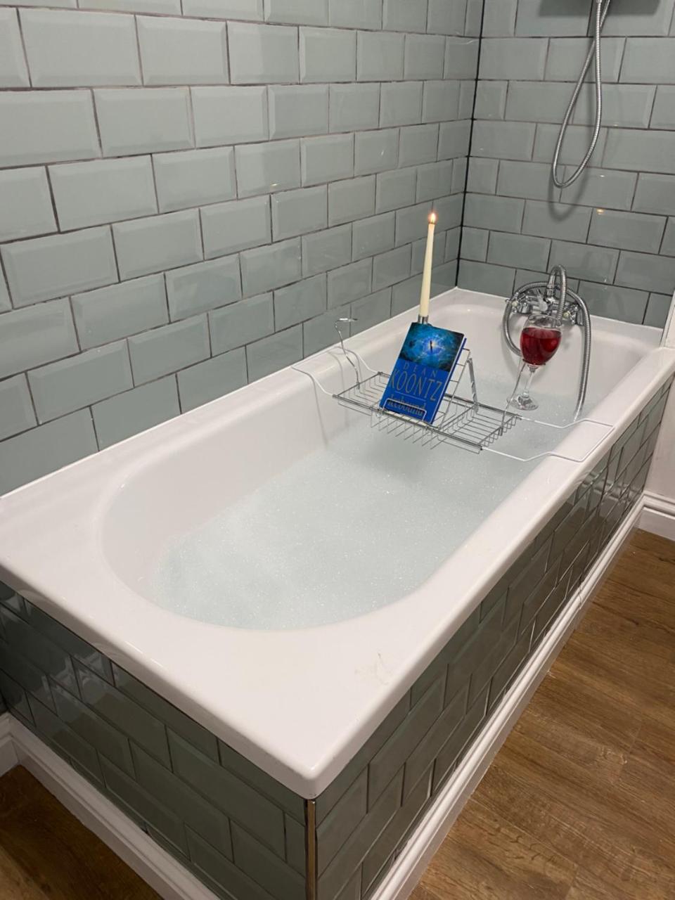 The Daytona - Triumph Apartments Meriden NEC 6.5m - 5