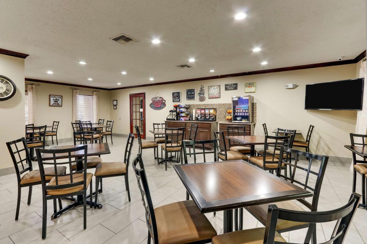 Photo - Best Western Plus University Inn & Suites