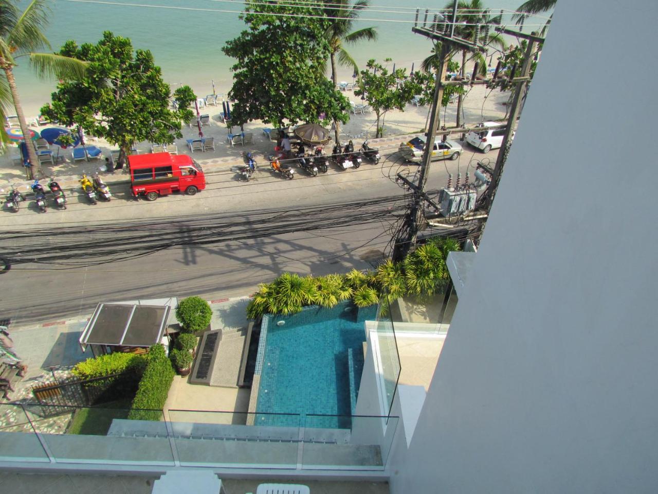 Photo - The Front Hotel and Apartments
