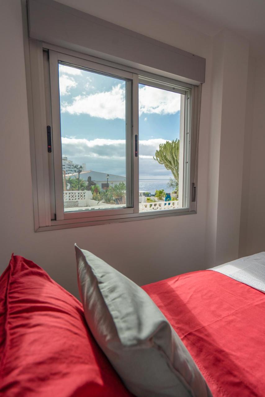 Luxurious apartment with large terrace and sea views - 6