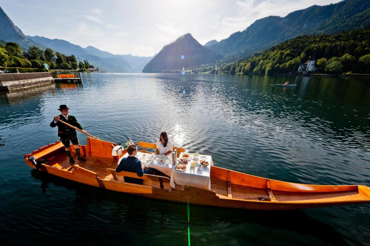 B&B Hallstatt Lake OBERTRAUN self check in photo 2
