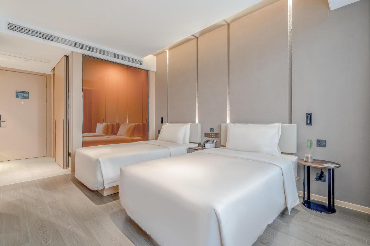 Atour Hotel Taizhou Maoye World