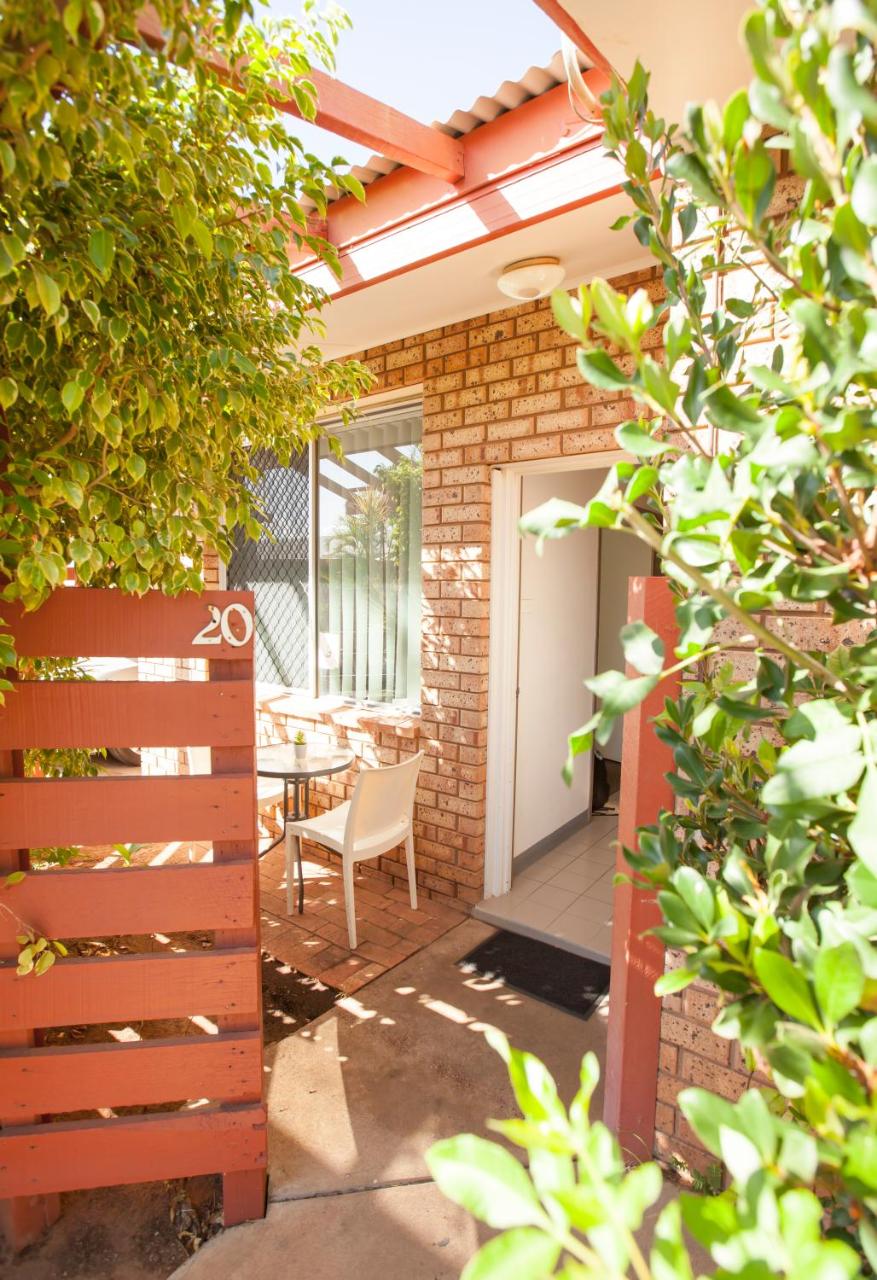 Carnarvon Central Apartments photo 2