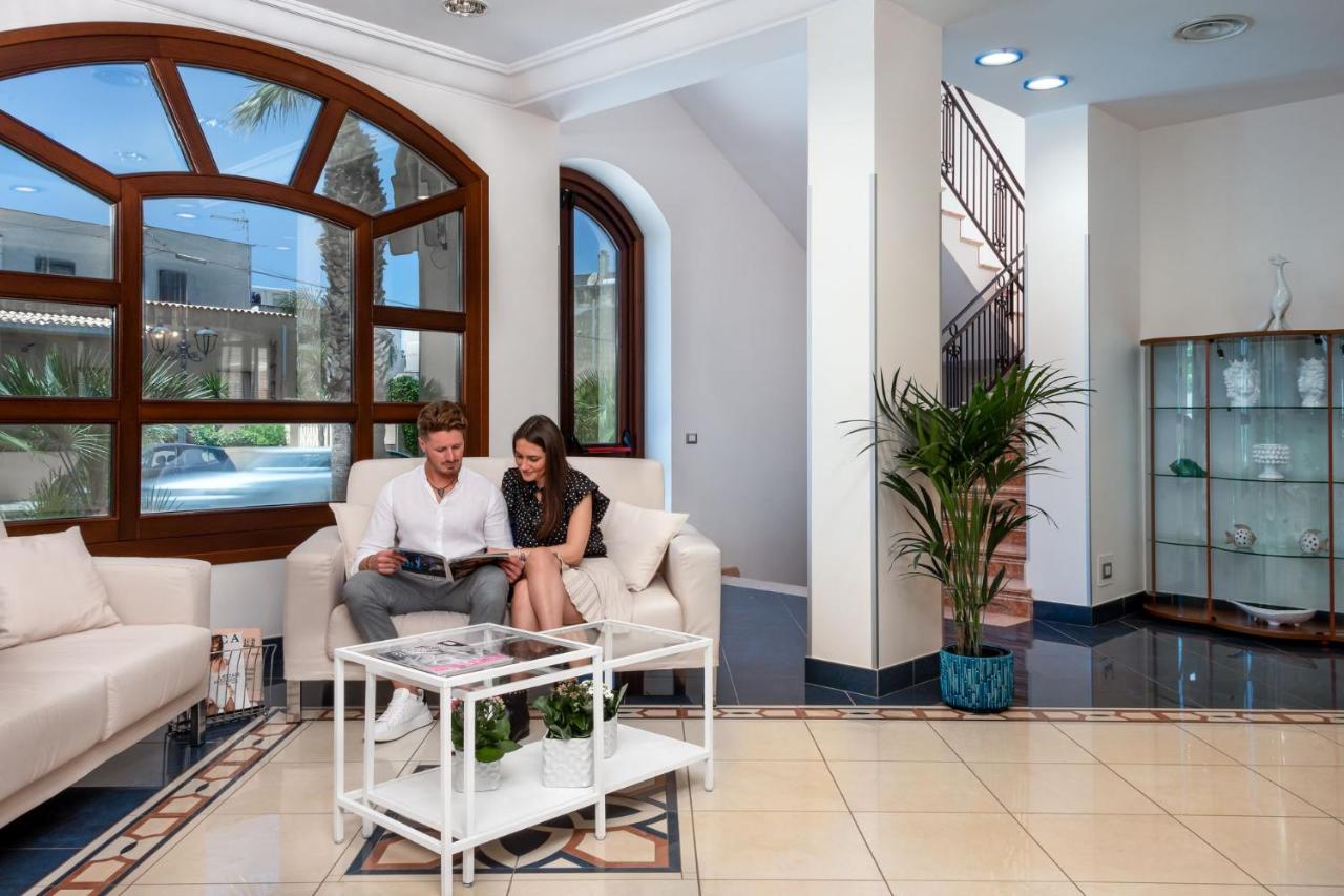 Helios Hotel photo 4