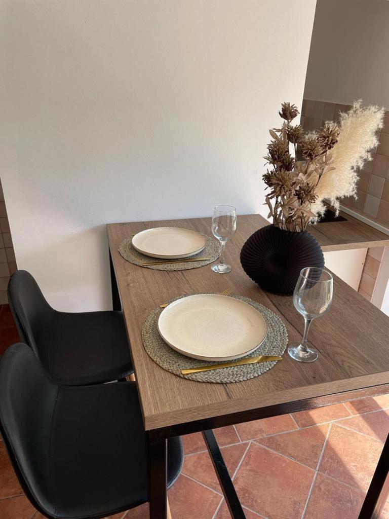 Leone apartments with free parking photo 4
