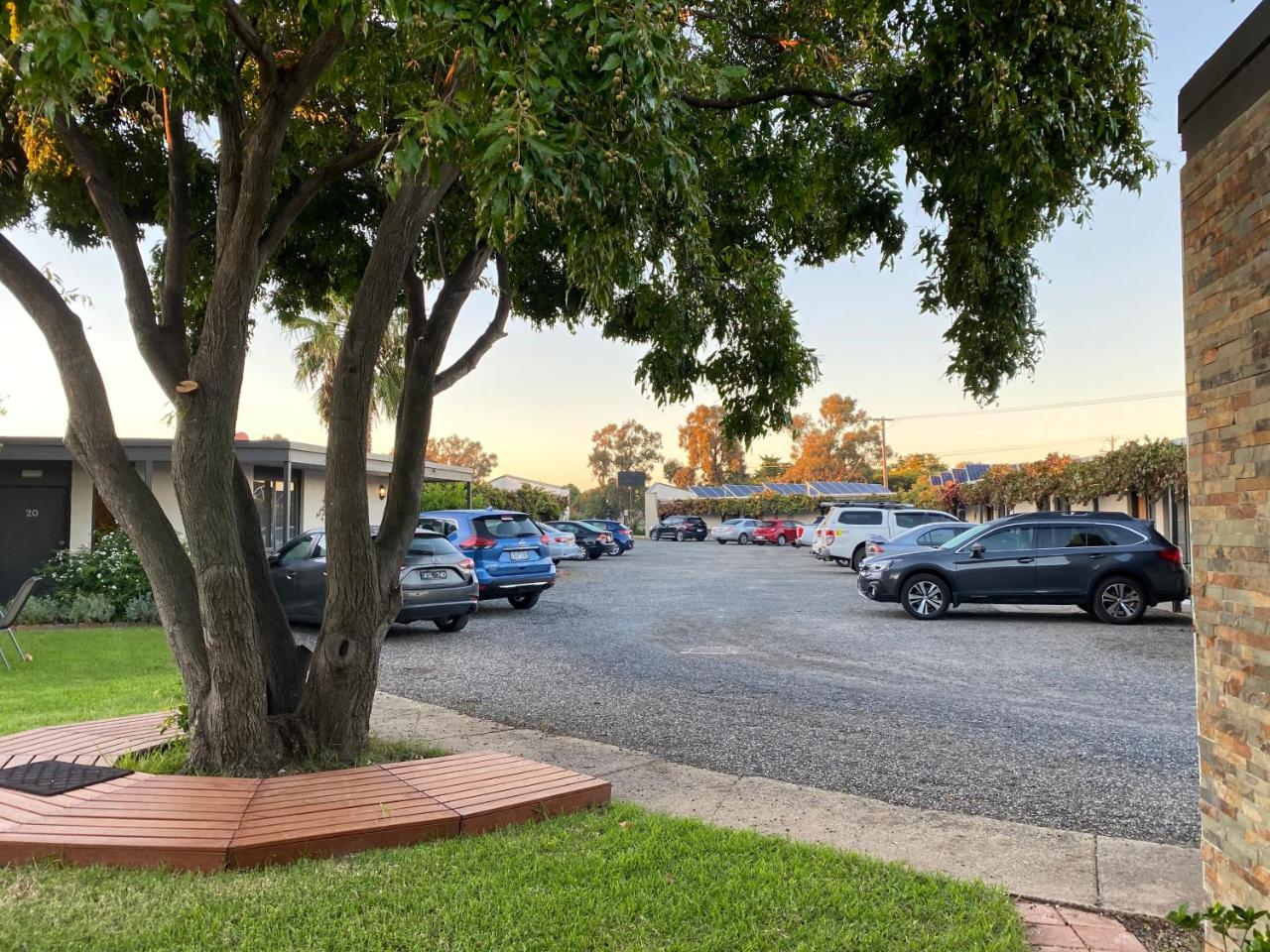 Cobram Colonial Motor Inn photo 4