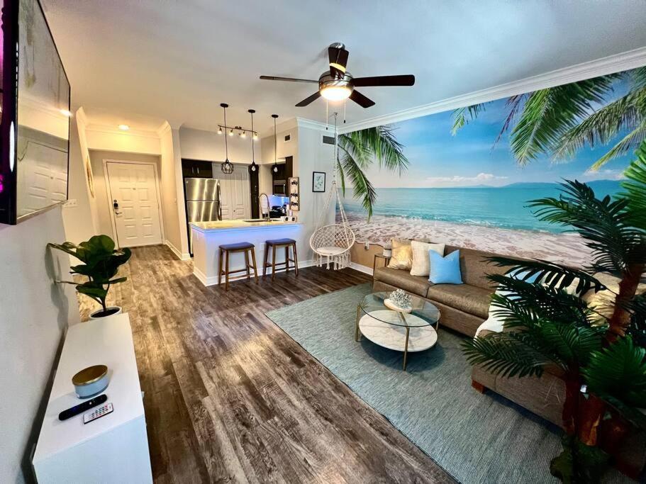 Island Breeze - 1BR - 1Bath - NRG - Pool - Gym - Sleep 4 - 2