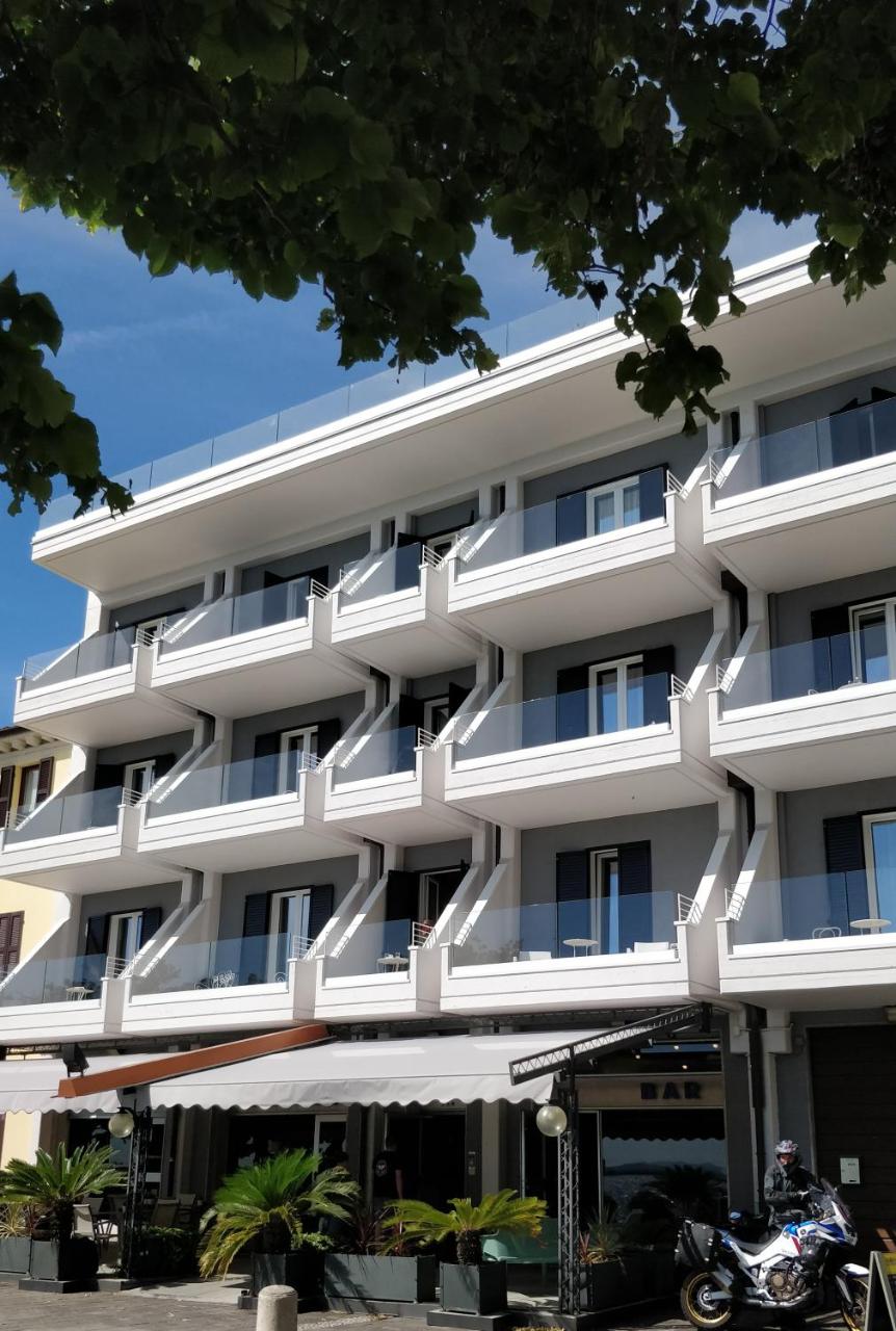 Photo - Hotel Riviera