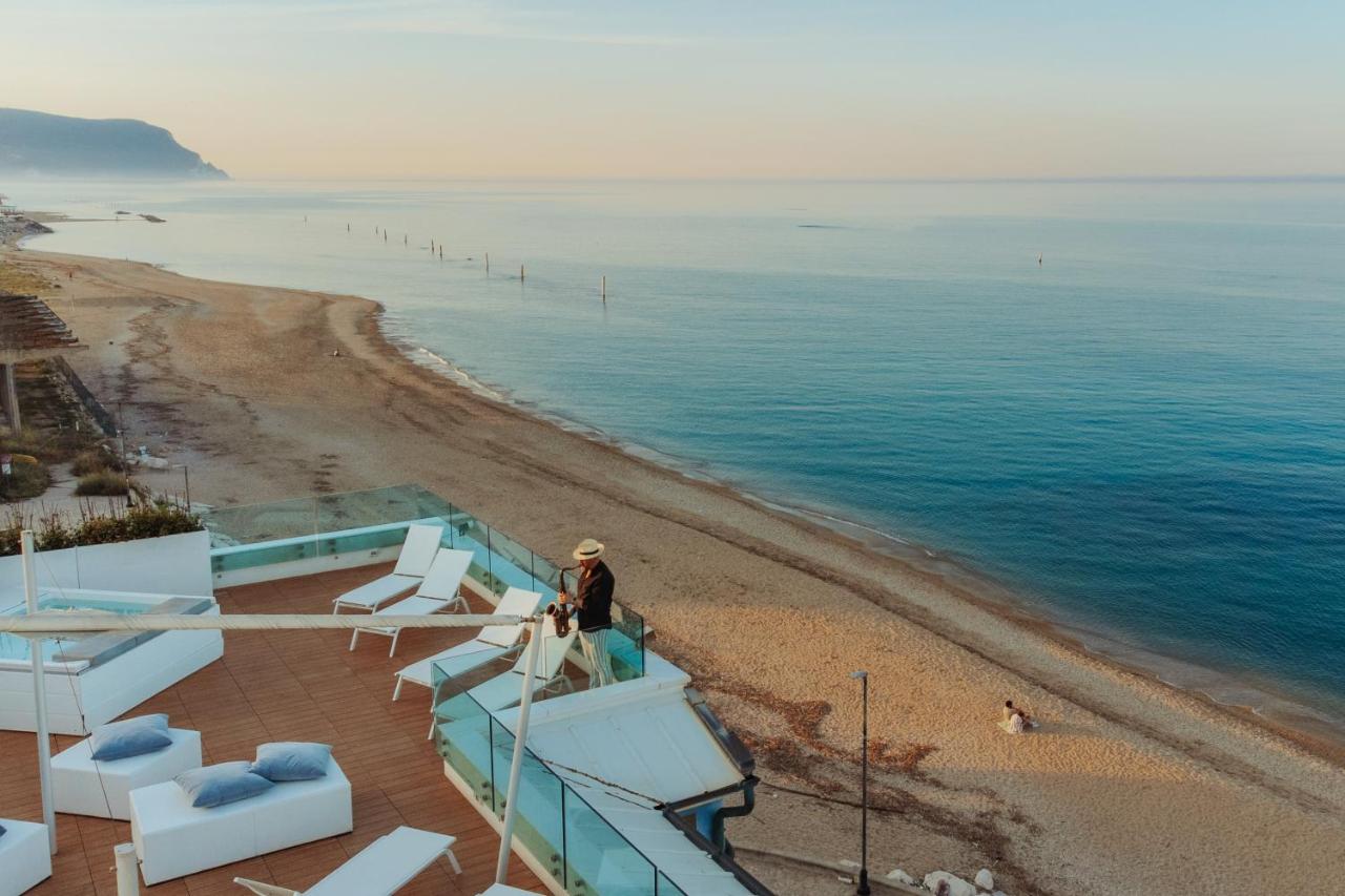 Life Hotel Seaview & Spa