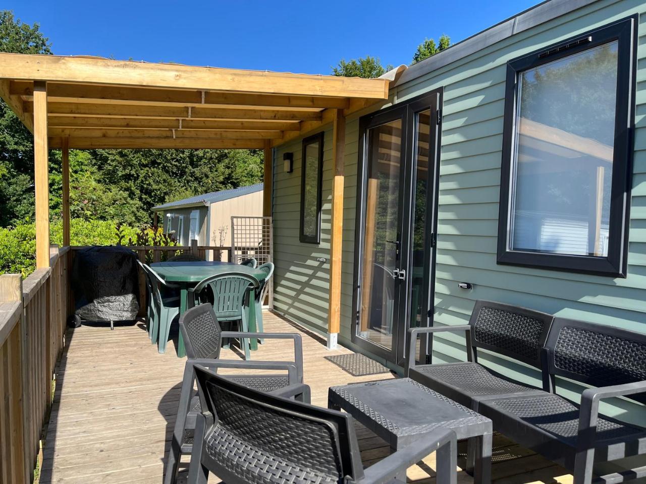 Mobilhome tout confort R10 domaine de lanniron - 1
