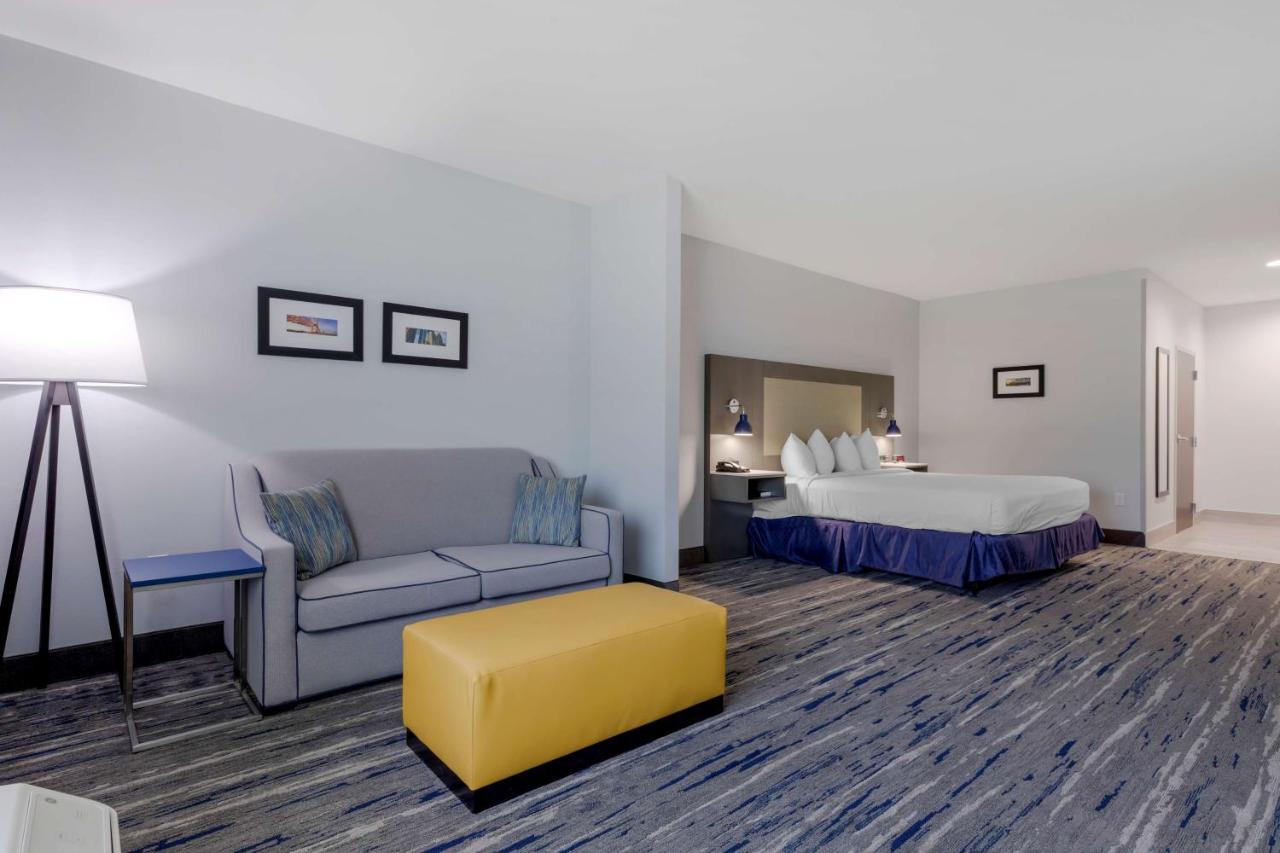 Holiday Inn Express & Suites Choctaw - Oklahoma City East By IHG photo 3