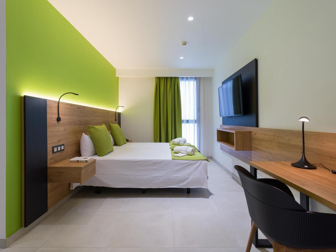 Hotel MG Poniente photo 2