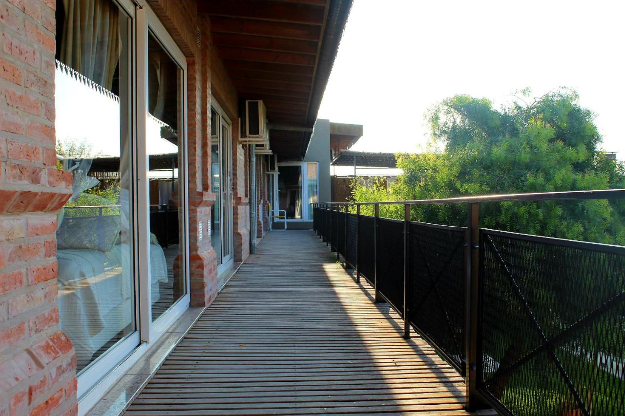 Marvic Hotel photo 2