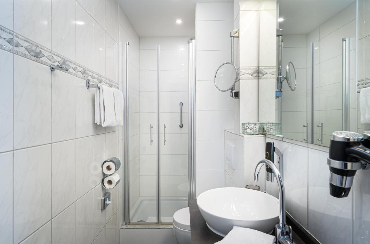 Arthotel ANA Liberty, Trademark Collection by Wyndham photo 2