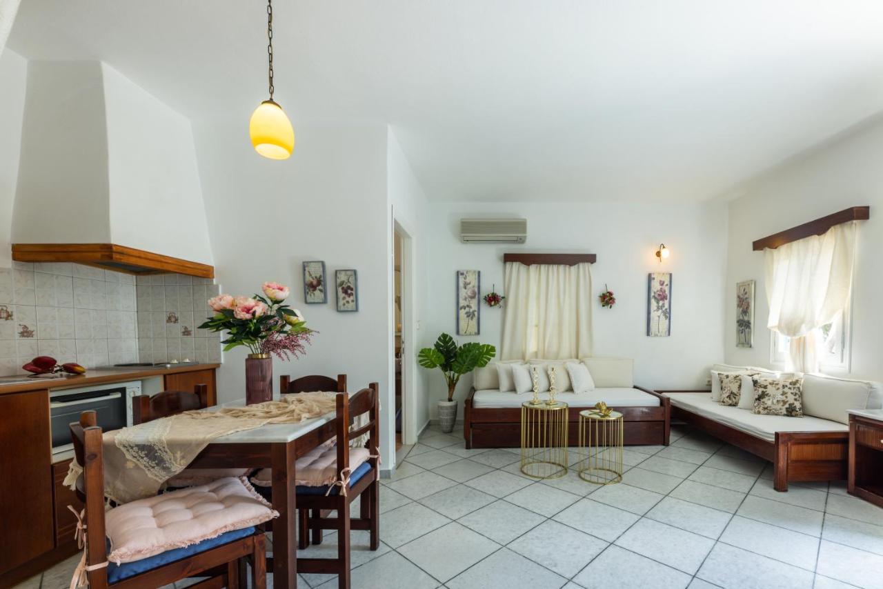 Sunrock Suites - 4