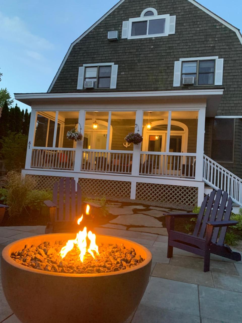 White Sails Inn - 3