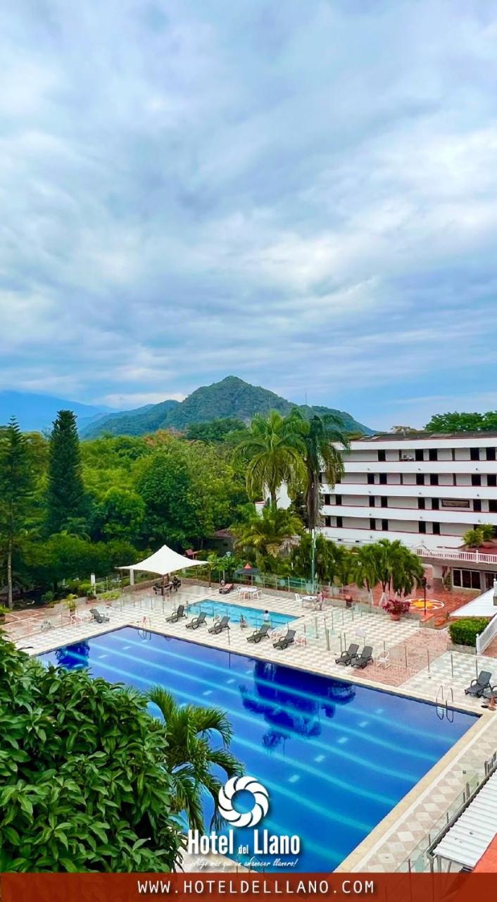 Hotel del Llano photo 3
