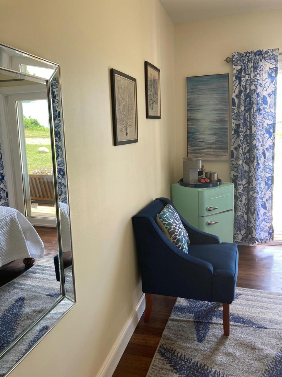 The Sullivan House - 5