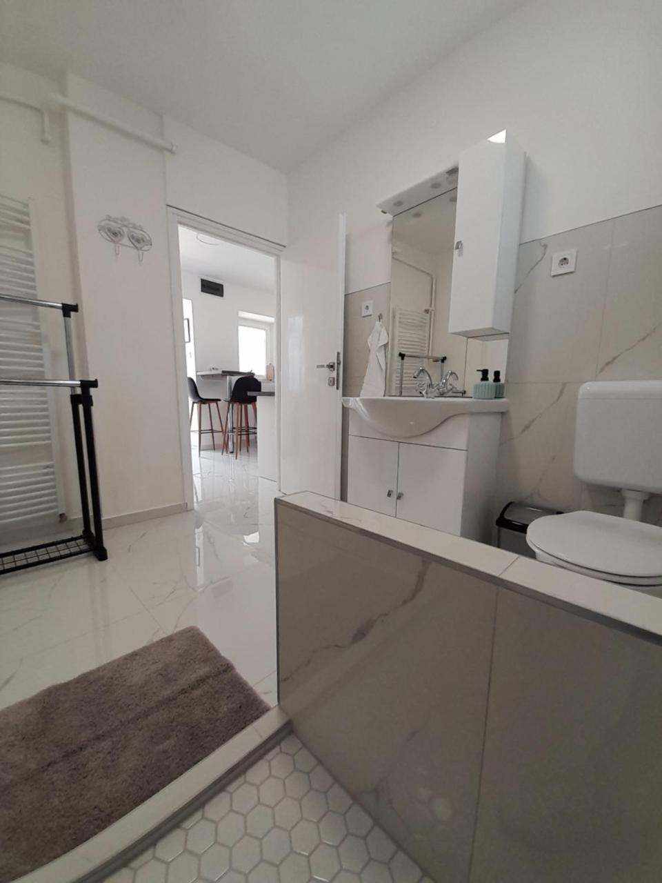 Déri Kert Apartmanház B - 3