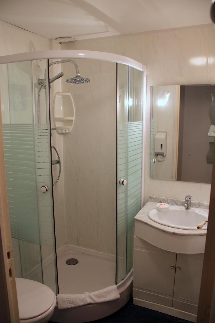 Central Hotel photo 4