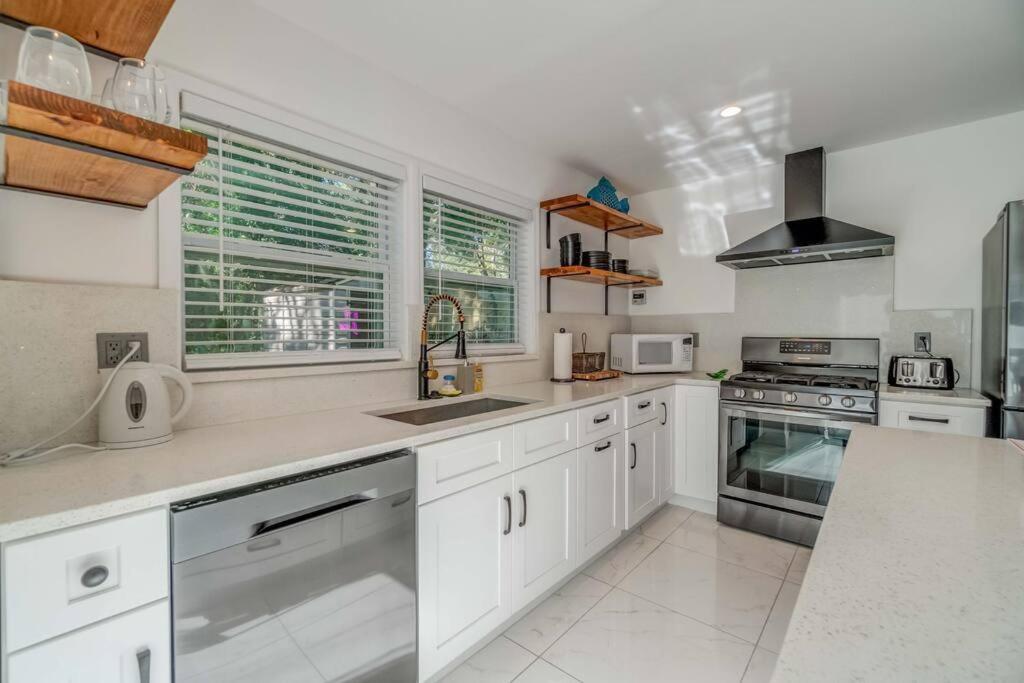 Casa Stellata downtown Sarasota 3 Blocks to Bay photo 3