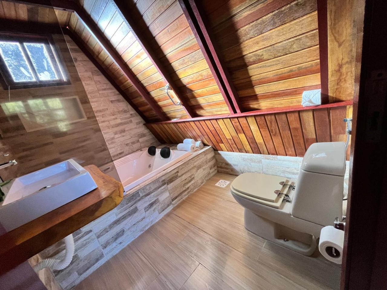Foto - Villa Vintage Campos - Piscina e opções de suites com hidromassagem