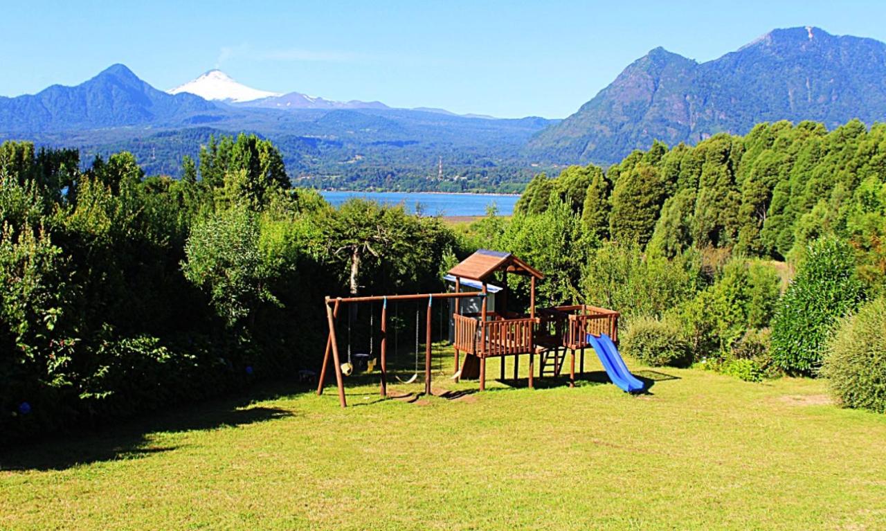 Cabañas Ruka Rayun vista y acceso al lago en Coñaripe photo 3