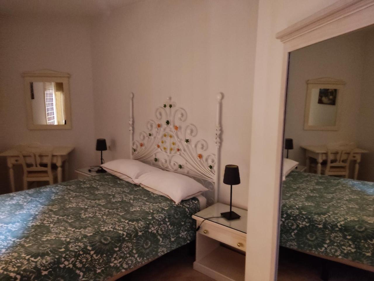 Apartamentos Sevilla photo 2