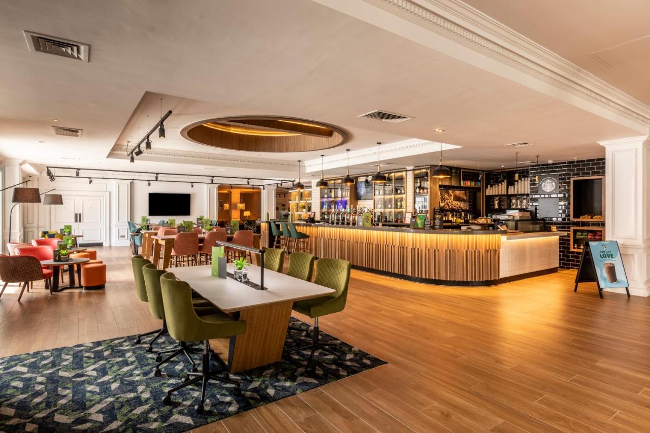 Holiday Inn Guildford by IHG - 3